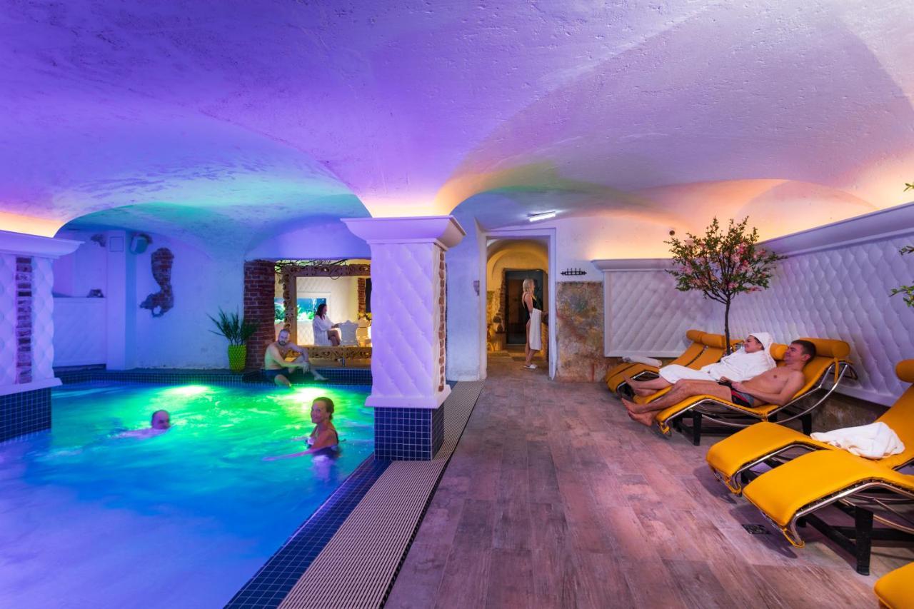 Castle Spa Wagenkuell Taagepera Ngoại thất bức ảnh