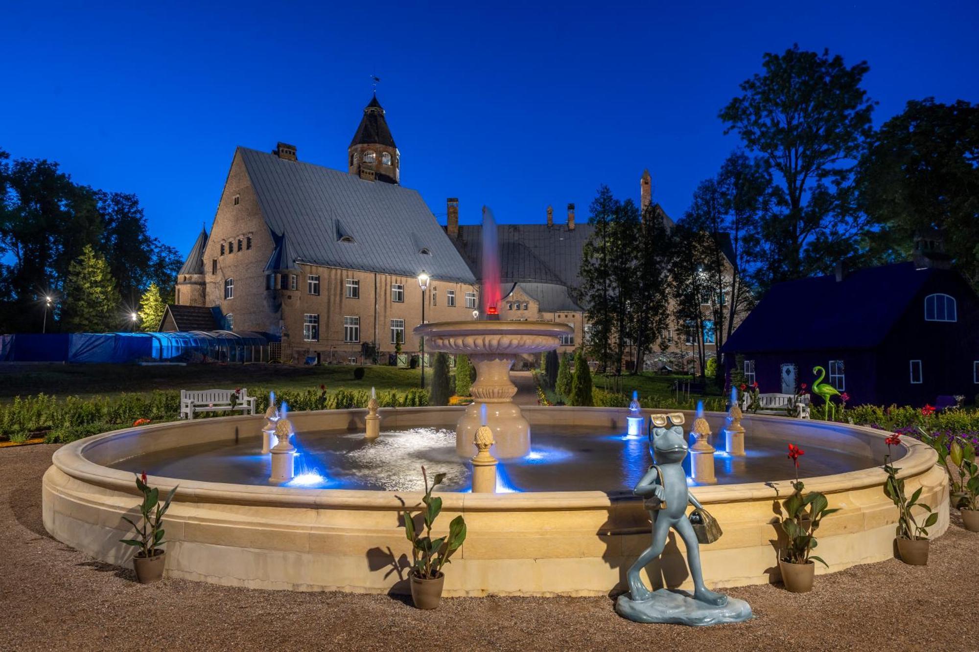 Castle Spa Wagenkuell Taagepera Ngoại thất bức ảnh