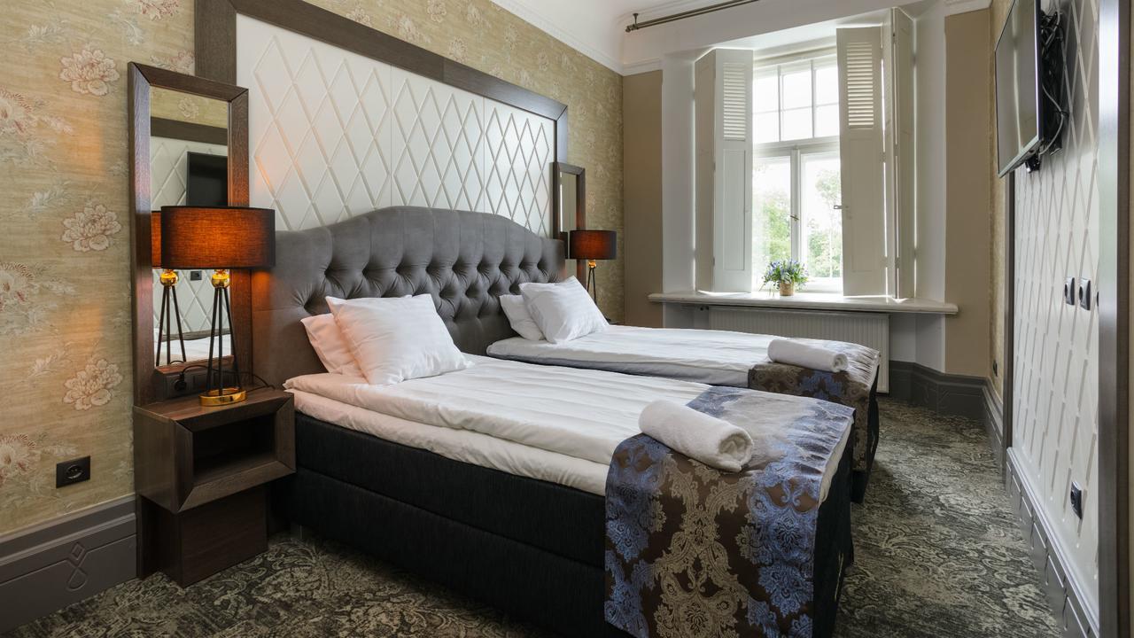 Castle Spa Wagenkuell Taagepera Ngoại thất bức ảnh