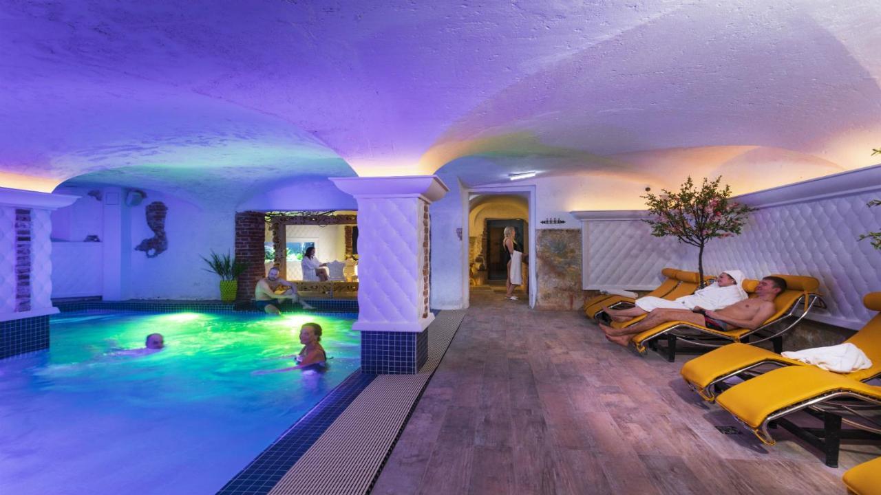 Castle Spa Wagenkuell Taagepera Ngoại thất bức ảnh